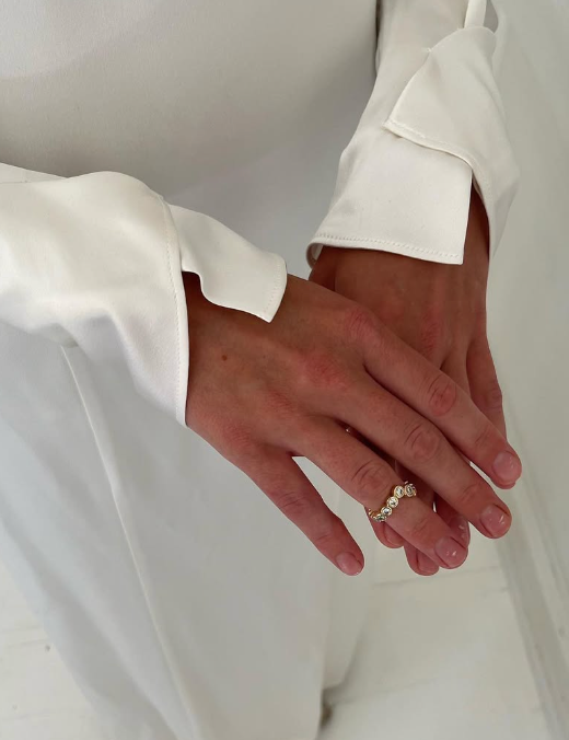 213. Galvan Ushuaia Bridal silke kjole med lange ærmer