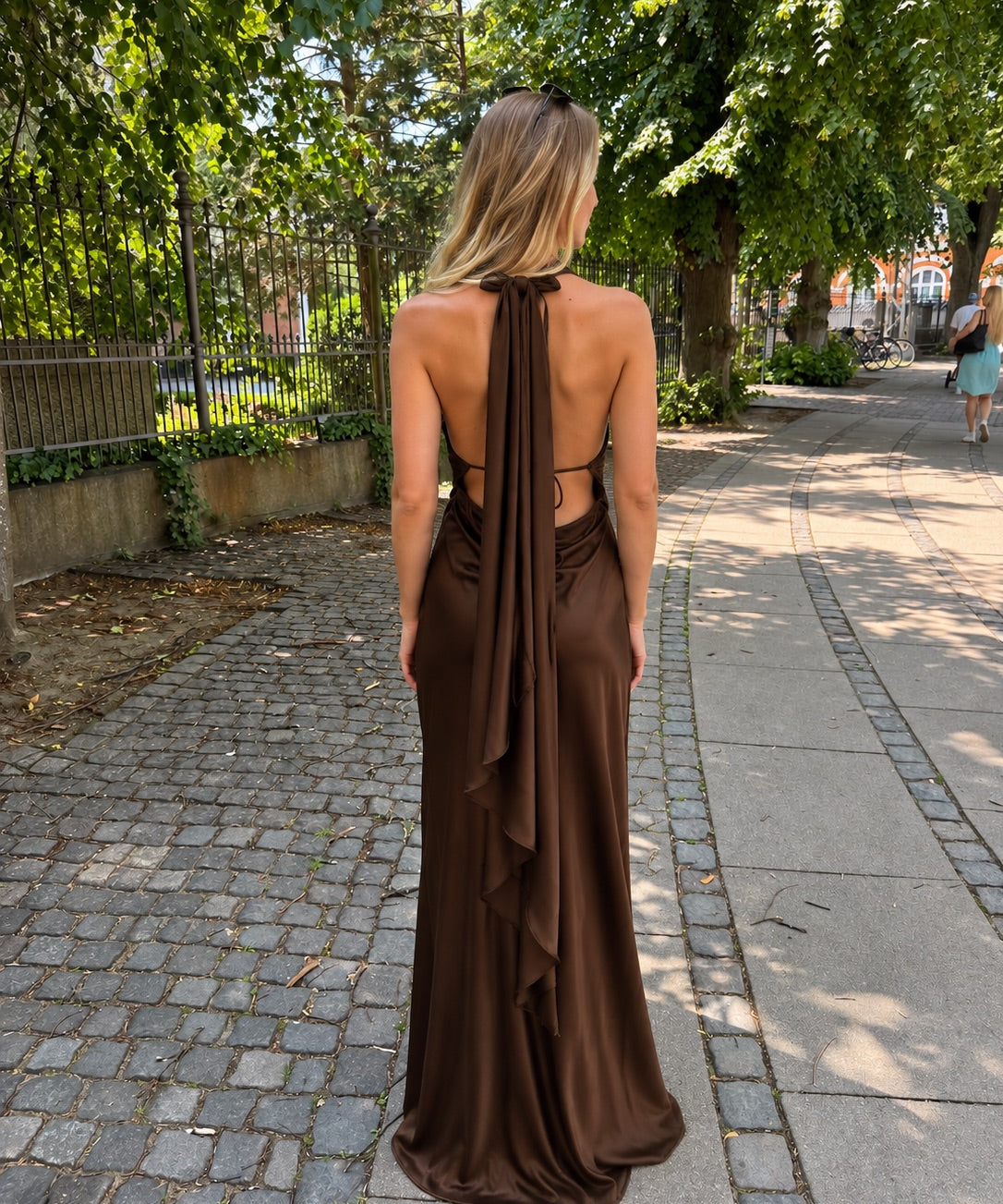 Urban Pioneers - satindress