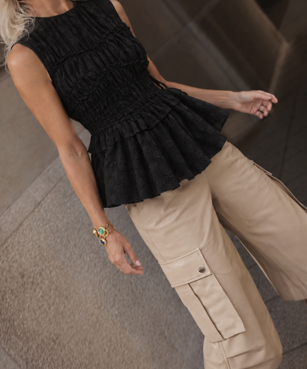 Cecilie Bahnsen - Sort peplum-top med smock