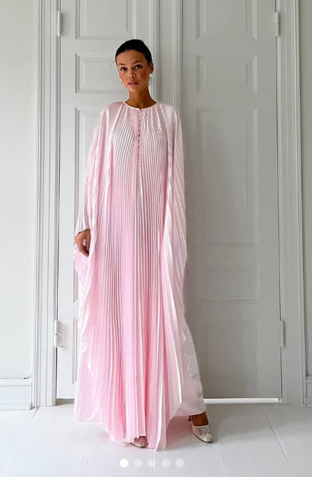 191. SemSem - Swarowski gown