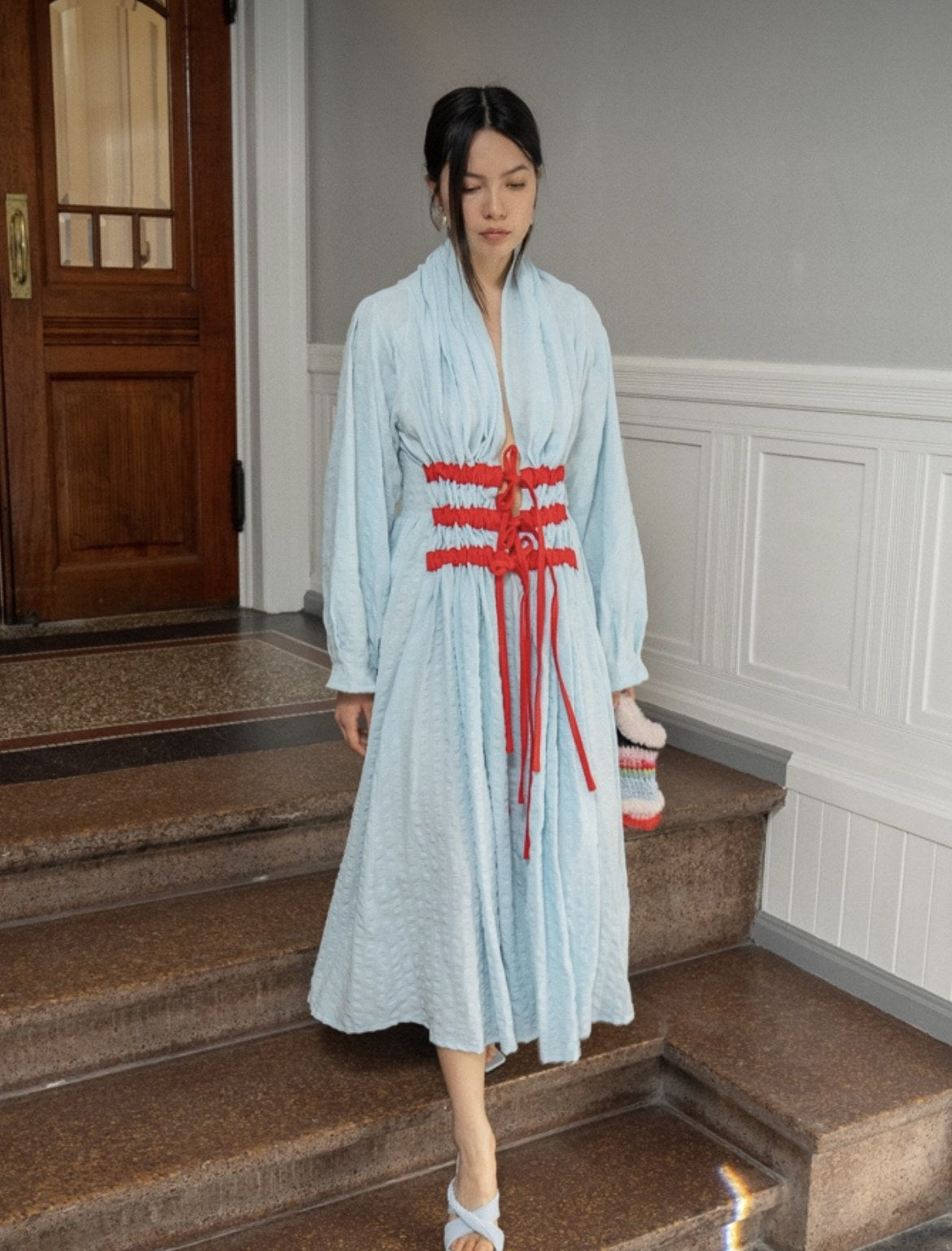 Caroline Hundsholt – String Fling Dress – lyseblå/rød